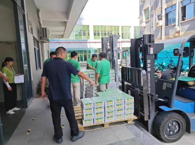 letou官网化学工会开展2024年“情系员工，夏日送清凉”慰问活动-2